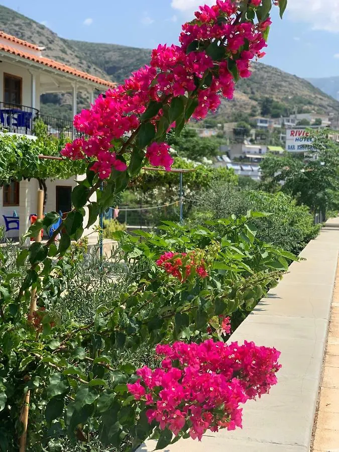 **** بيت ضيافة Hotel Riviera كيبارو ألبانيا